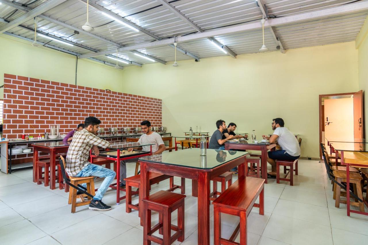Guesture Serviced Residences, Alta Vista Bangalore Esterno foto
